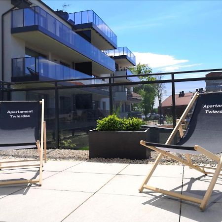Apartament Twierdza Z Widokiem Na Jezioro โอสโตรดา ภายนอก รูปภาพ