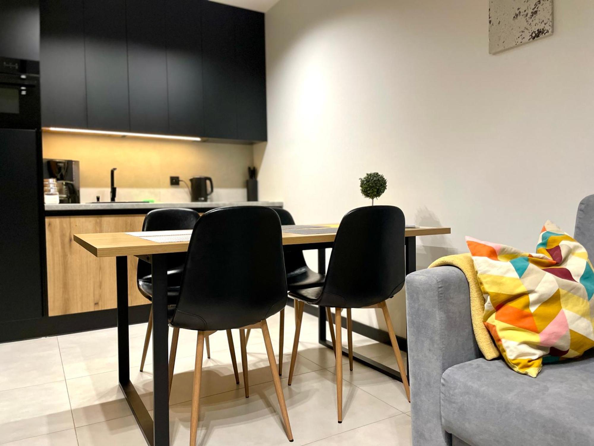 Apartament Twierdza Z Widokiem Na Jezioro โอสโตรดา ภายนอก รูปภาพ