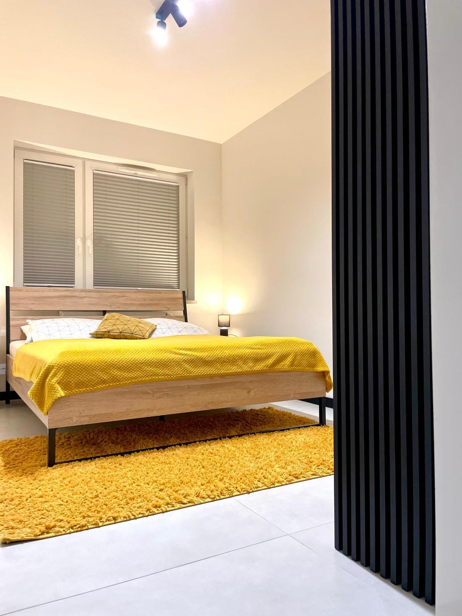 Apartament Twierdza Z Widokiem Na Jezioro โอสโตรดา ภายนอก รูปภาพ