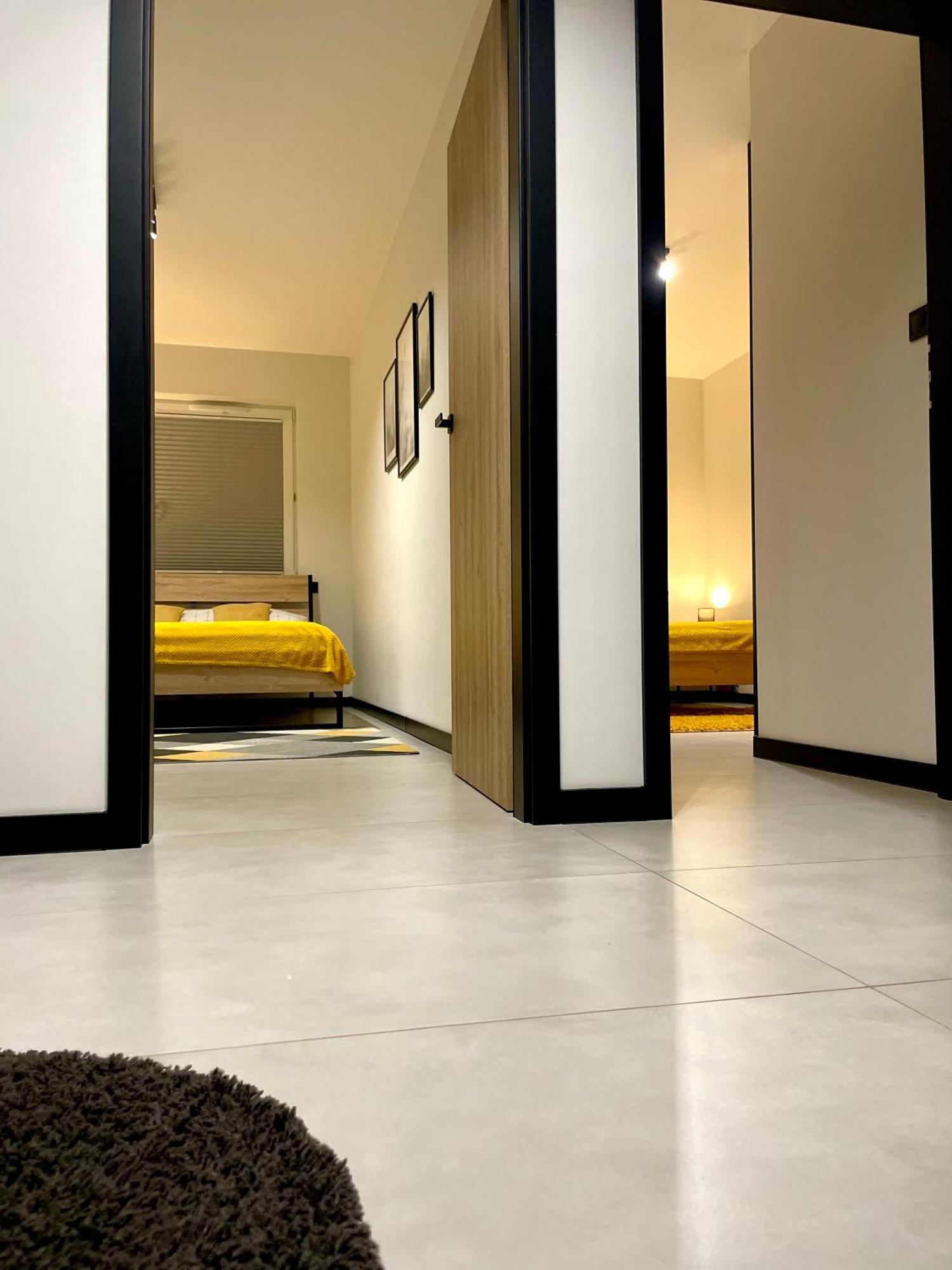 Apartament Twierdza Z Widokiem Na Jezioro โอสโตรดา ภายนอก รูปภาพ